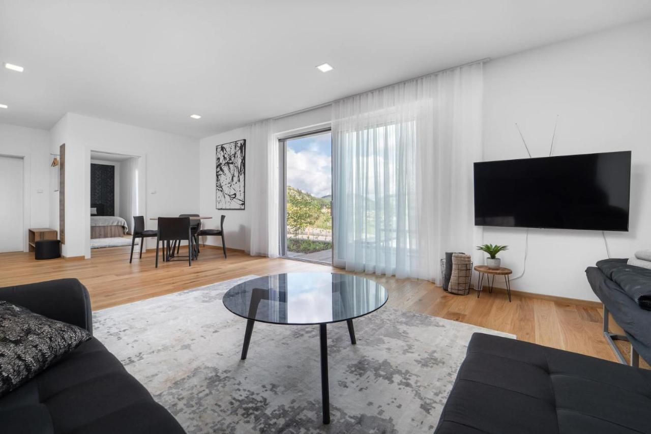 Domy Pod Palavou Apartment Klentnice Bagian luar foto