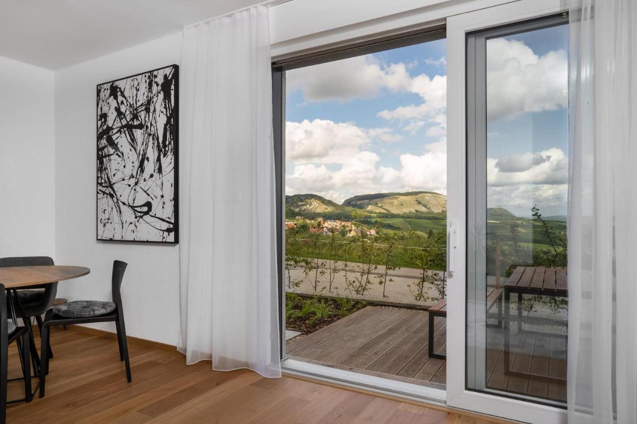 Domy Pod Palavou Apartment Klentnice Bagian luar foto